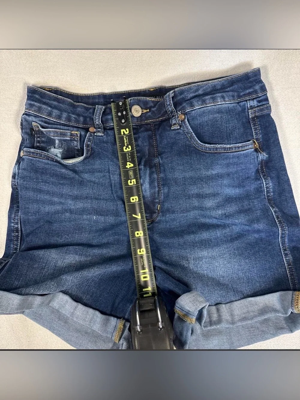 Women’s Judy Blue Dark Blue Denim Shorts Large